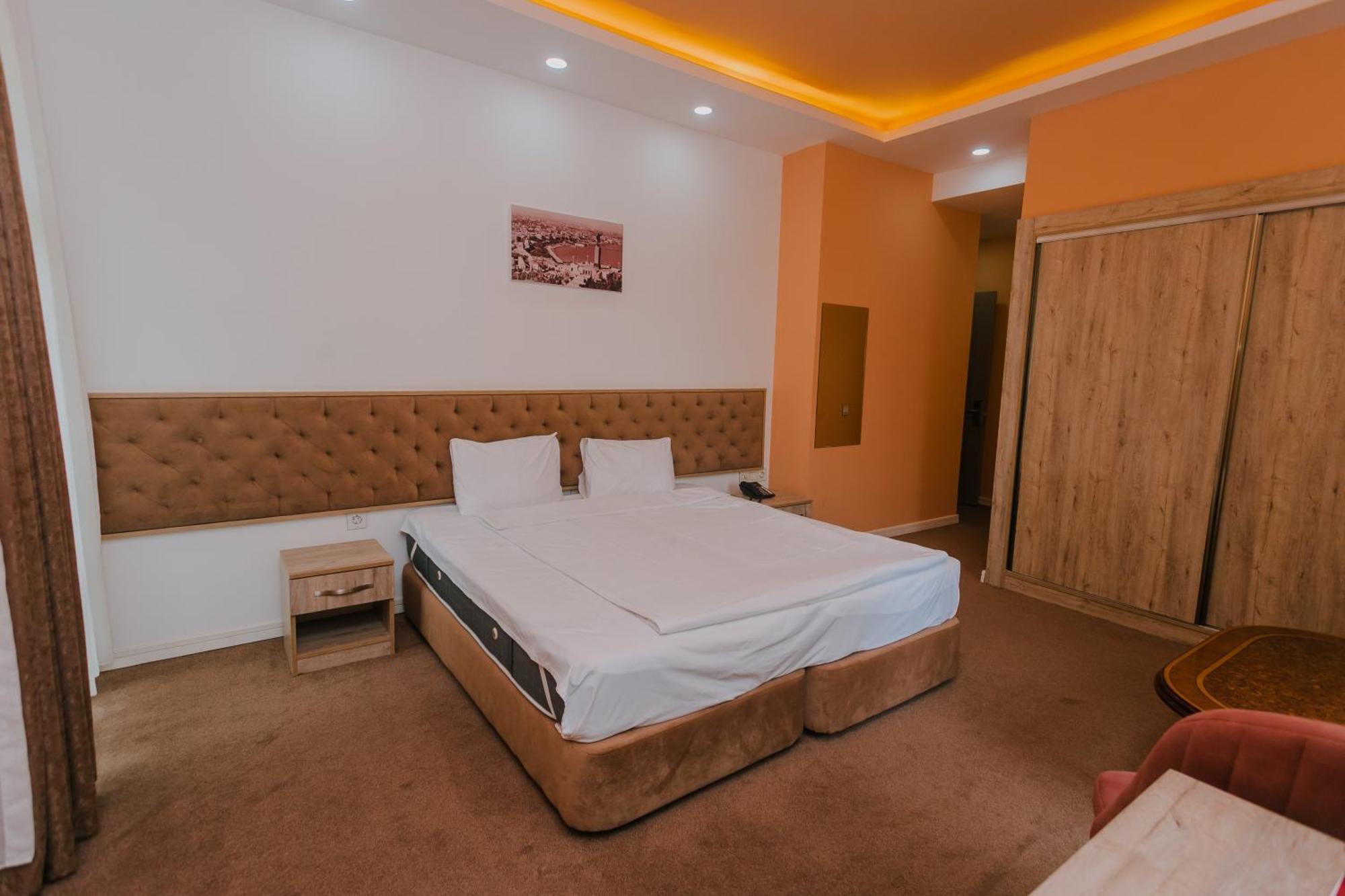 Madina-Zamzam Halal Hotels Group Baku Exterior foto